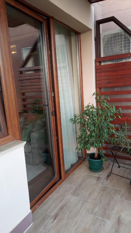 St. Benedek Apartmanlakas Lägenhet Mezőkövesd Exteriör bild