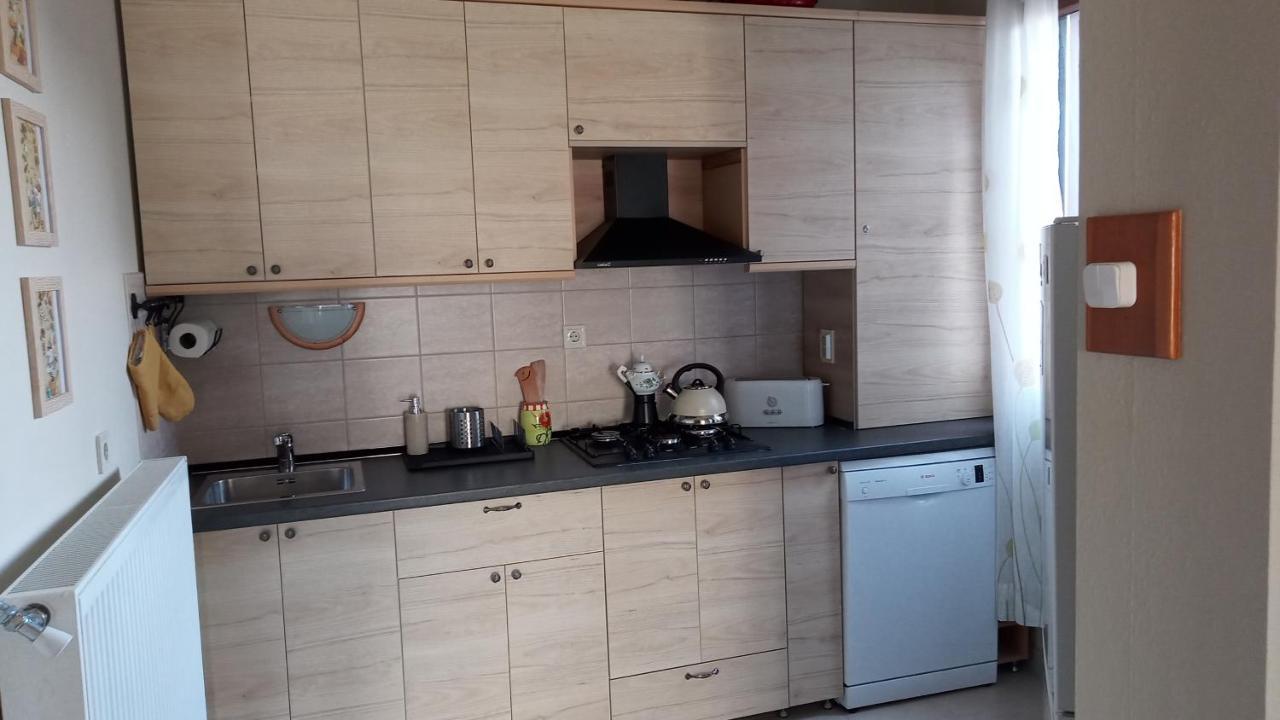 St. Benedek Apartmanlakas Lägenhet Mezőkövesd Exteriör bild