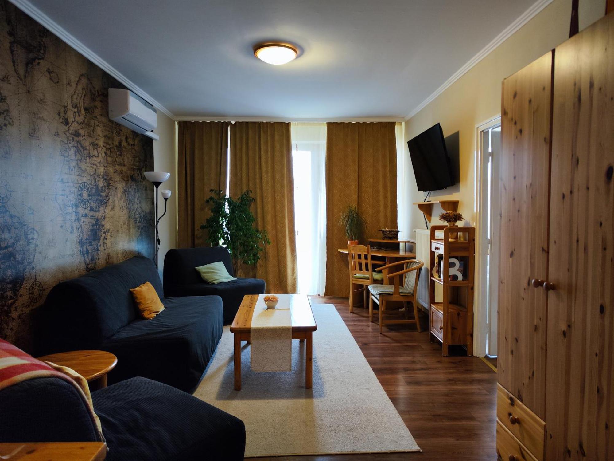 St. Benedek Apartmanlakas Lägenhet Mezőkövesd Exteriör bild