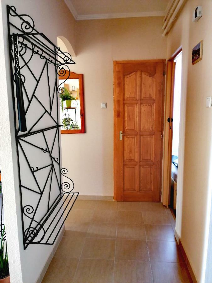 St. Benedek Apartmanlakas Lägenhet Mezőkövesd Exteriör bild