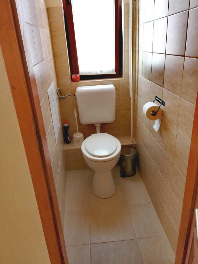 St. Benedek Apartmanlakas Lägenhet Mezőkövesd Exteriör bild